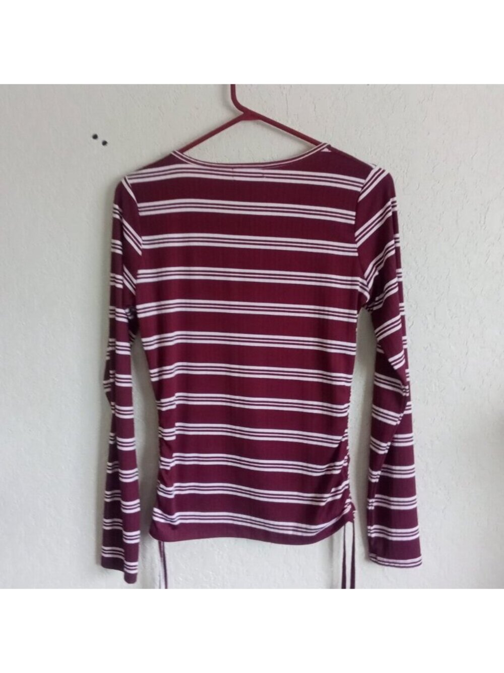 LONG SLEEVE MAROON AND WHITE STRIPS - Picture 2 of 2